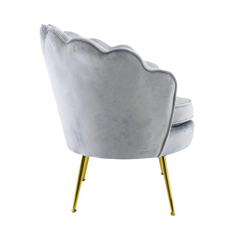 Poltrona Imbottita Schienale a Conchiglia in Velluto Piedi Oro Grigio