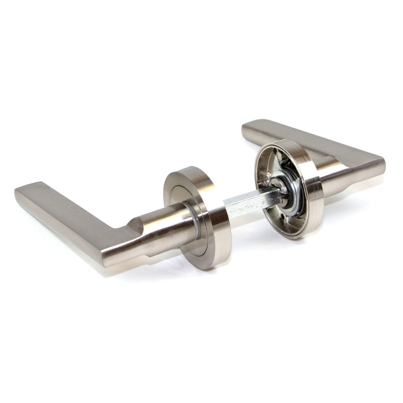 Maniglie Perth per Porta da Interno Ø50 mm Alluminio e Zama Nickel Satinato 1 Set. Emuca