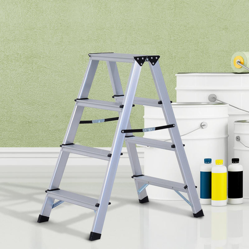 Scaletta Pieghevole in Alluminio 4 Gradini   Silver