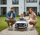 Macchina Elettrica per Bambini 12V Licenza Ufficiale Audi SQ8 E-Tron con Telecomando e Sedile Pelle Bianco