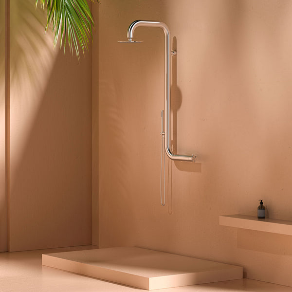 Doccia da Giardino in Acciaio Inox Installazione a 3 Punti a Parete Sined Cabras sconto
