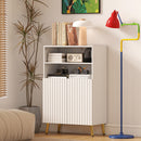 Mobiletto Bagno Moderno 60x31,8x93 cm con 2 Ripiani Aperti e Armadietto con Ante Ammortizzate in MDF Bianco      