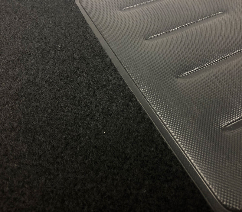 Set 4 tappetini per Interni Auto Universali in moquette con fondo antiscivolo Blu