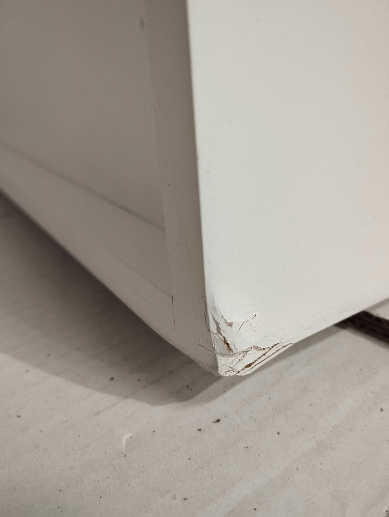 Comodino 2 Cassetti in Legno 45x35x59,5 cm Toby Bianco Seconda Scelta