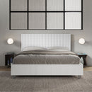 Letto Matrimoniale con Rete e Contenitore Alzata Comoda Struttura Bianco Frassico e Testata in Similpelle Burmy Bianco Varie Misure