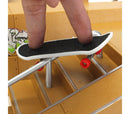 Fingerboard per Bambini 35x14 cm con Mini Skate Park in Plastica