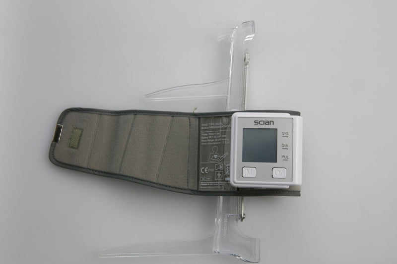 Misuratore di Pressione Arteriosa Braccio e Polso Kooper Medisan Slim