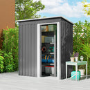 Capanno Box Attrezzi 163x89x182 cm con Tetto Inclinato e Porta Scorrevole in Acciaio e PP Grigio Chiaro      