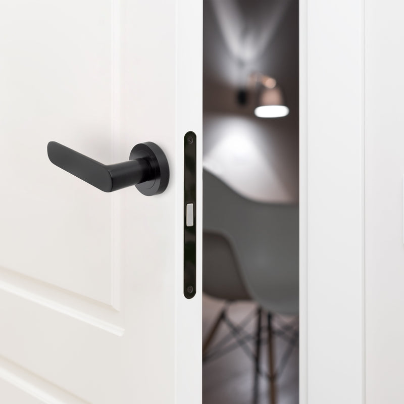 Maniglie Bunbury per Porta da Interno con Rosetta Ø50 mm Alluminio Nero 5 Sets. Emuca