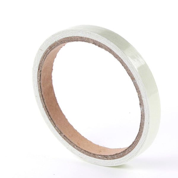 Nastro Adesivo Multiuso Fluorescente 15mm x 3m si illumina al buio 6 ore sconto