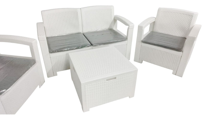 Set da Giardino Divano Poltrone e Tavolino in Polipropilene Bianco