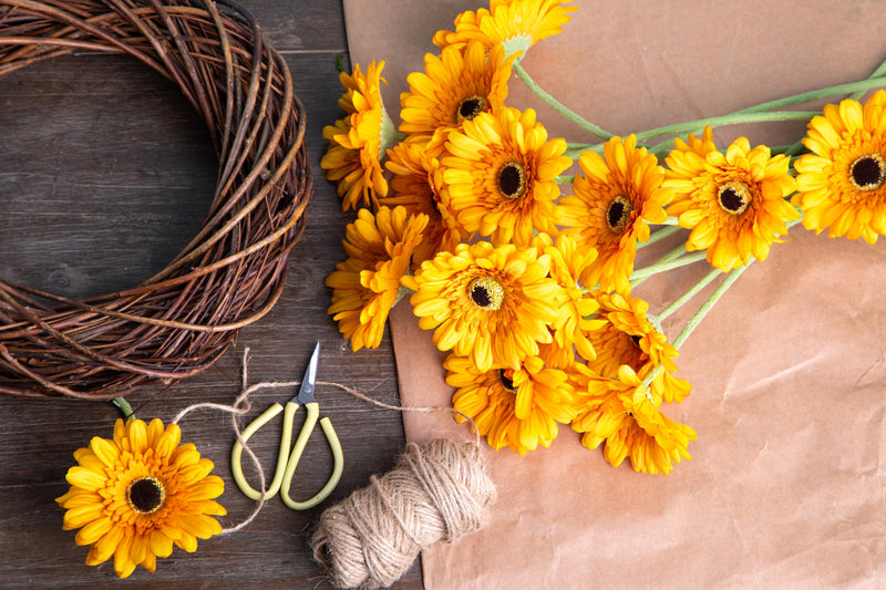 Set 12 Fiori Artificiali di Gerbera Altezza 63 cm Giallo