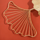 Decorazione Murale 3D 138x70 cm in Metallo Wall Art Dorata con Foglie di Ginkgo