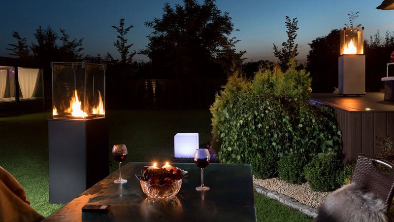 Stufa a Gas da Esterno 154,7x46,7x46,7cm Flig Gastonia Nero Satinato con Telecomando