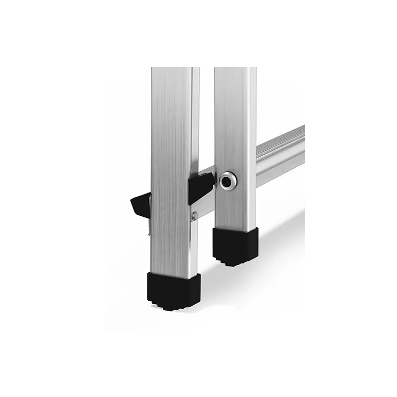 Scaletto Scala Richiudibile 6 Gradini Portata Max 125 Kg in Alluminio