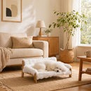 Divanetto per Cani e Gatti Rialzato 70x47x30 cm con Copertura Rimovibile e Piedini Antiscivolo in Peluche e MDF Bianco      