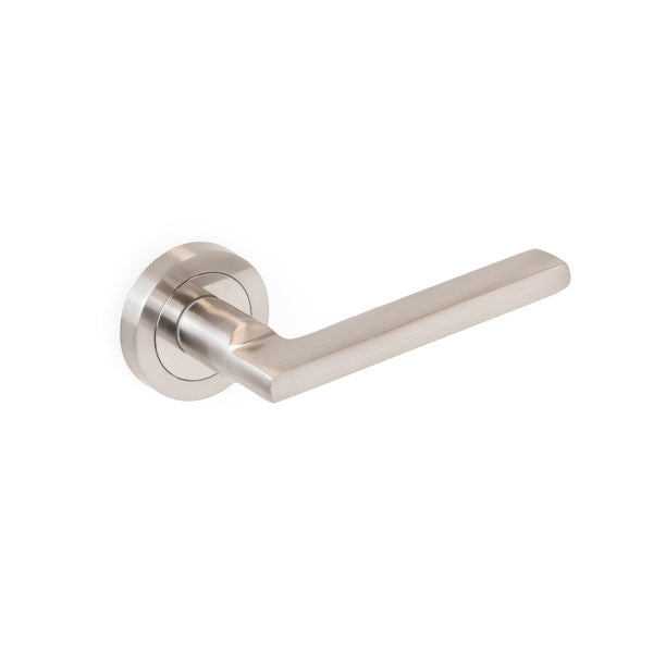 sconto Maniglie Perth per Porta da Interno Ø50 mm Alluminio e Zama Nickel Satinato 1 Set. Emuca