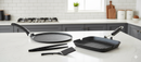 Set 4 Pezzi Bistecchiera + Piastra Multiuso in Alluminio Pressofuso Antiaderente Olympia Hard Cook
