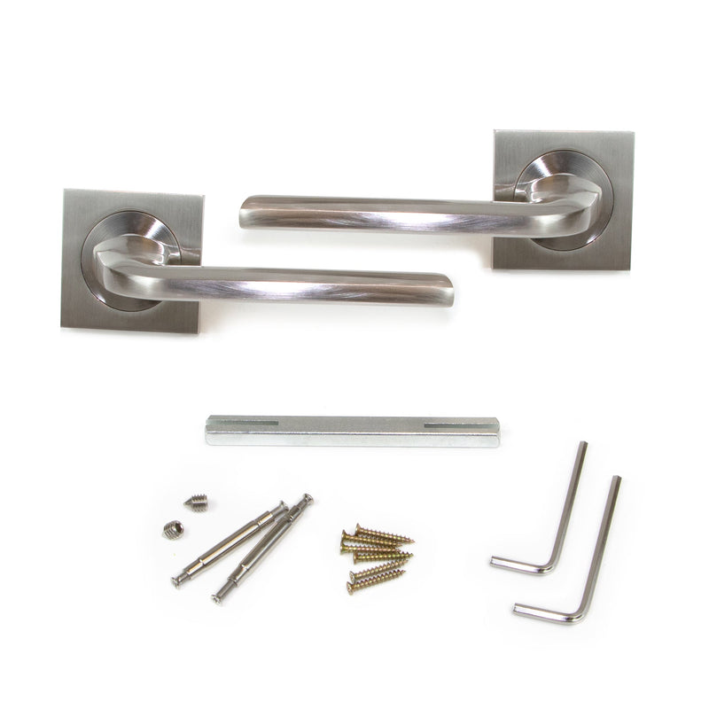 Maniglie Sydney per Porta da Interno con Rosetta 50 x 50 mm Alluminio e Zama Nickel 5 Set. Emuca