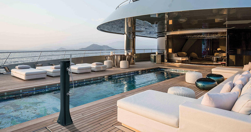 Mini Doccia Solare da Giardino 23L Miscelatore Lavapiedi e Doccetta Verde