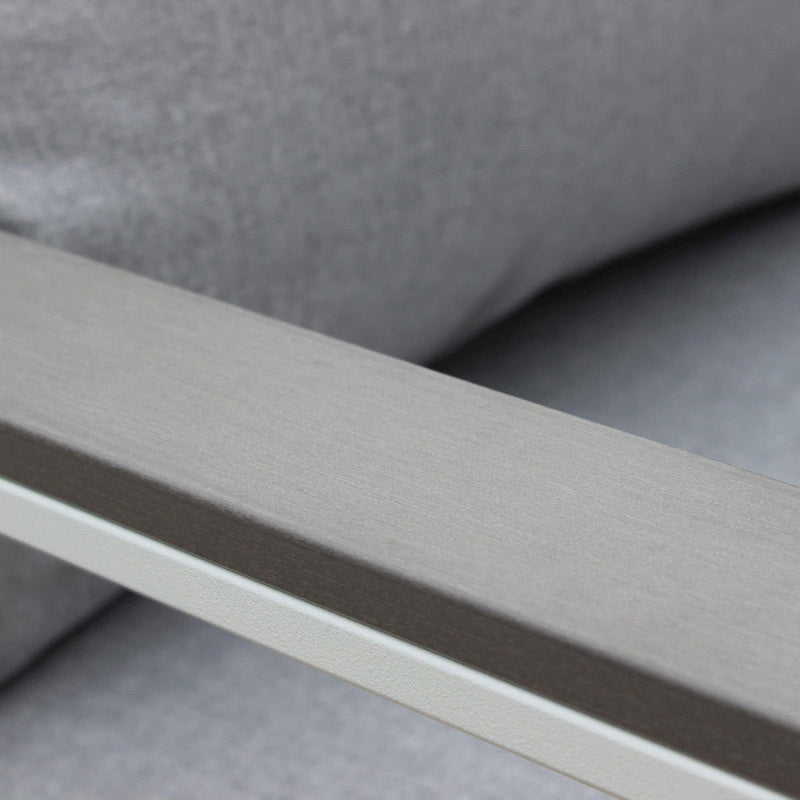 Salotto Angolare Surabaya con Cuscini in Alluminio Bianco