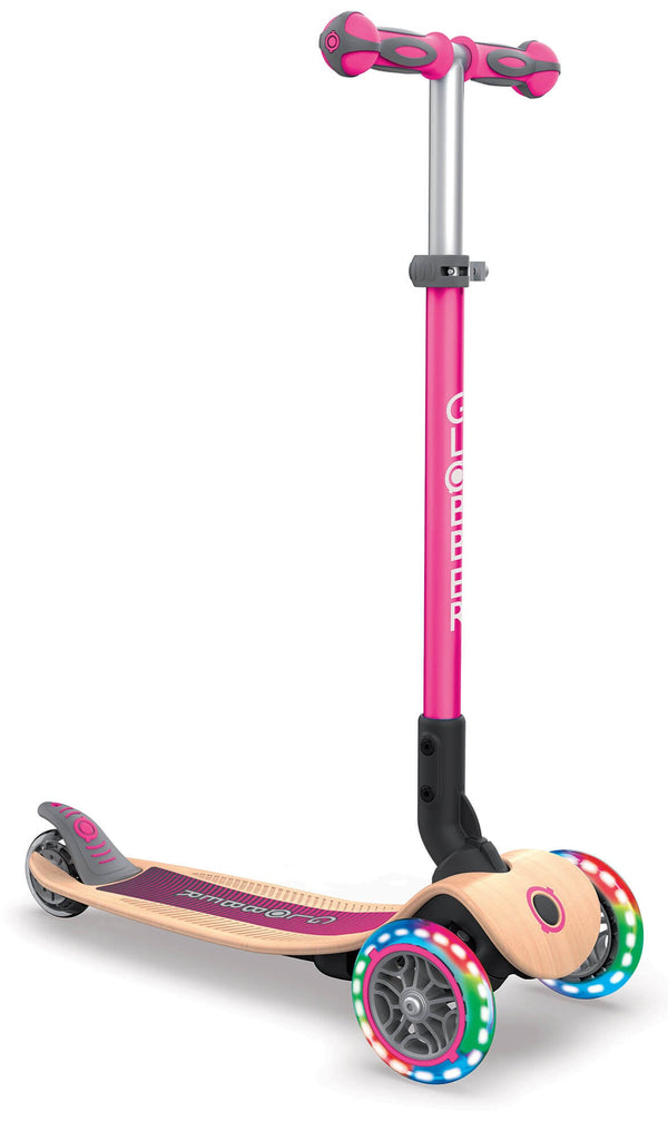 sconto Monopattino 3 Ruote a LED Pieghevole 3 Altezze Max 50 Kg Globber Primo Foldable Wood Rosa