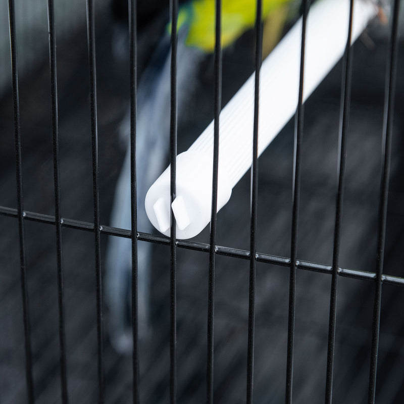 Gabbia per Uccelli 60x41x41 cm con 2 Posatoi e 3 Ingressi in Filo Metallico e Plastica Nero  