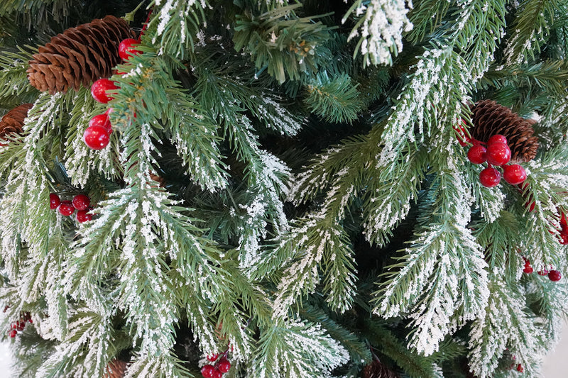 Albero di Natale Artificiale Innevato 210 cm 62 Rami con Pigne e Bacche Pino delle Murge Verde-2