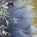 Albero di Natale Artificiale 150 cm 222 Rami con Foglie Argentate e Bacche Rosse-8