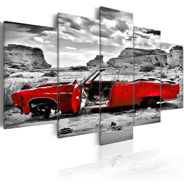 online Quadro - Auto Rossa In Stile Retro Nel Deserto Del Colorado - 5 Pezzi Erroi